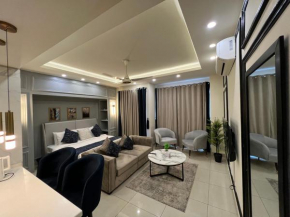 Enhance Living Experience at the Dynamic Gold Crest Apartments-SH